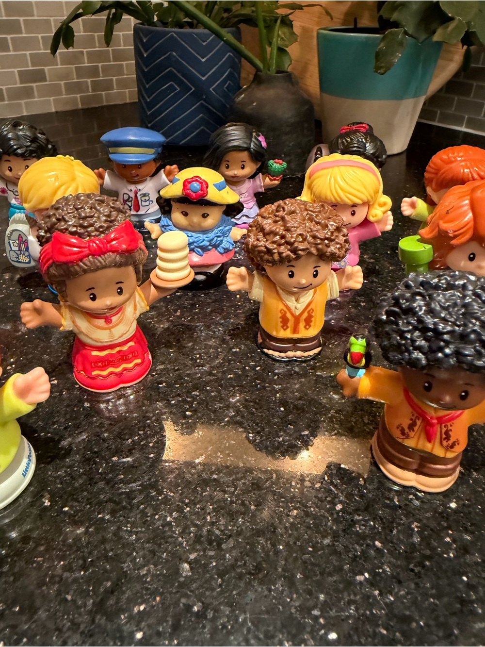 Lot of 15 Assorted Little People Figures - Picture 3 of 9